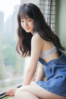 善良的女秘书的目的在线